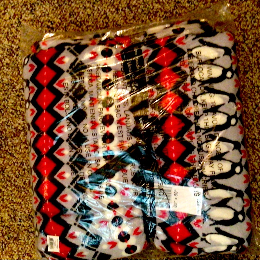Vera Bradley fuzzy throw blanket
